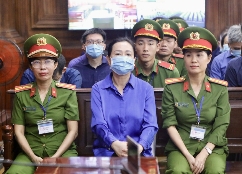 Bị cáo Trương Mỹ Lan tại phiên xét xử sơ thẩm vụ án Vạn Thịnh Phát giai đoạn 2, ngày 25/9/2024. (Ảnh: Thanh Vũ/TTXVN)