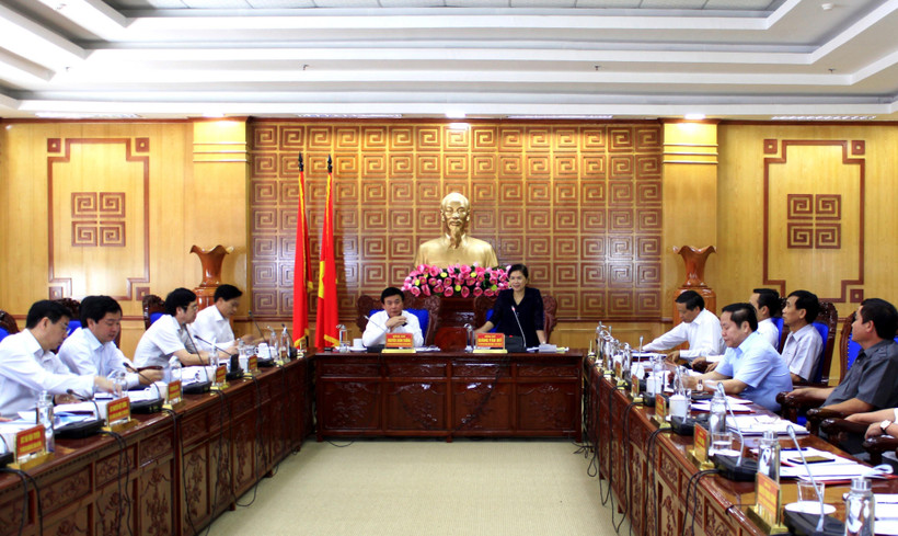 Ủy viên Ban Chấp hành Trung ương Đảng, Bí thư Tỉnh ủy, Trưởng đoàn Đại biểu Quốc hội tỉnh Lai Châu Giàng Páo Mỷ phát biểu. (Ảnh: Việt Hoàng/TTXVN)