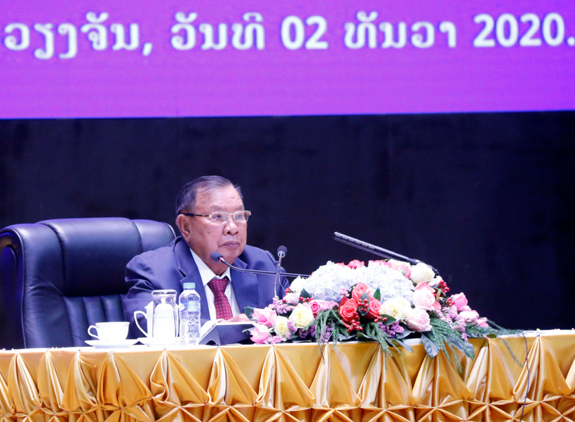 Tổng Bí thư, Chủ tịch nước Lào Bounnhang Vorachith đọc diễn văn tại buổi míttinh. (Ảnh: Phạm Kiên/Vietnam+)