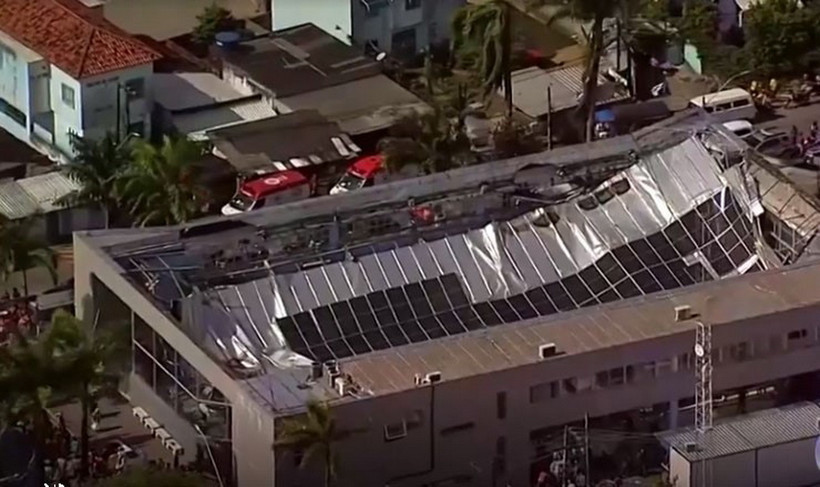 Hiện trường vụ sập mái nhà thờ ở thành phố ven biển Recife, thủ phủ bang Pernambuco của Brazil ngày 30/8/2024. (Ảnh: Reuters/TTXVN)