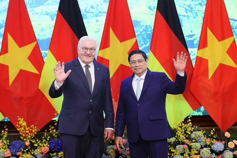 Thủ tướng Phạm Minh Chính hội kiến Tổng thống CHLB Đức Frank-Walter Steinmeier. (Ảnh: Dương Giang/TTXVN)