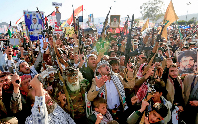 Người dân Yemen biểu tình phản đối Israel tại thủ đô Sanaa do Houthi kiểm soát, ngày 29/11. (Ảnh: AFP)