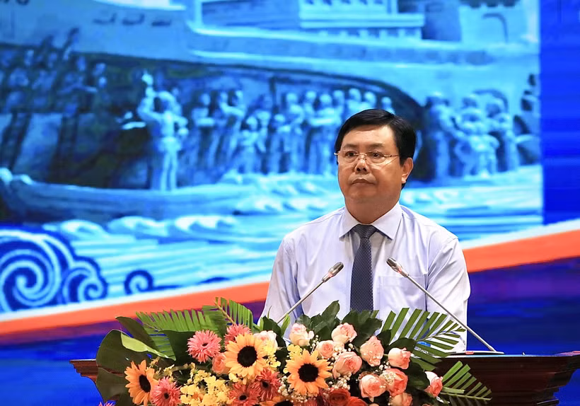 Bí thư Tỉnh ủy, Chủ tịch HĐND tỉnh Cà Mau Nguyễn Tiến Hải phát biểu khai mạc hội thảo. (Ảnh: Huỳnh Anh/TTXVN)