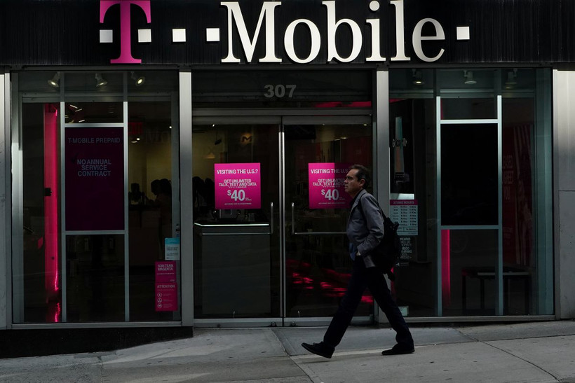 T-Mobile hơn 30 triệu USD do vi phạm an ninh dữ liệu. (Nguồn: Reuters)