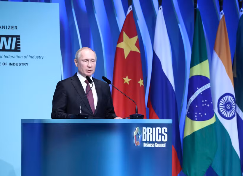 Tổng thống Nga Vladimir Putin phát biểu tại Diễn đàn doanh nghiệp BRICS ở Brasilia, Brazil, ngày 13/11/2019. (Ảnh: THX/TTXVN)