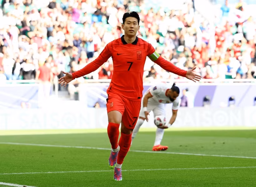 Son Heung-min ghi bàn nhưng Hàn Quốc chỉ giành được kết quả hòa. (Nguồn: Reuters)