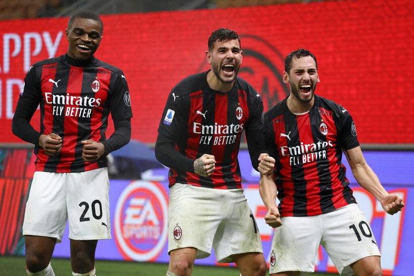 AC Milan kết thúc năm 2020 ở ngôi đầu Serie A. (Nguồn: 