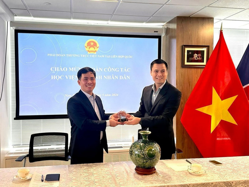Phái đoàn thường trực Việt Nam ở LHQ làm việc với đoàn Học viện An ninh Nhân dân