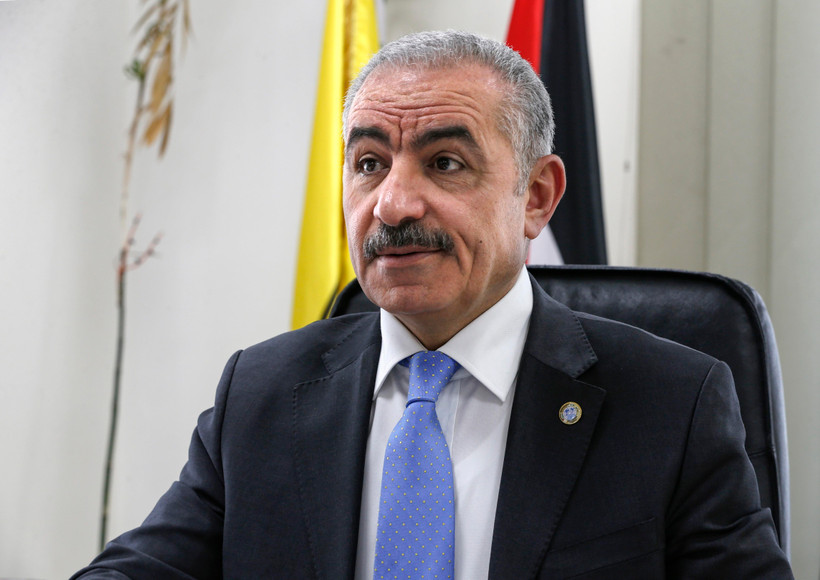 Thủ tướng Palestine Mohammad Shtayyeh. (Ảnh: AFP/TTXVN)