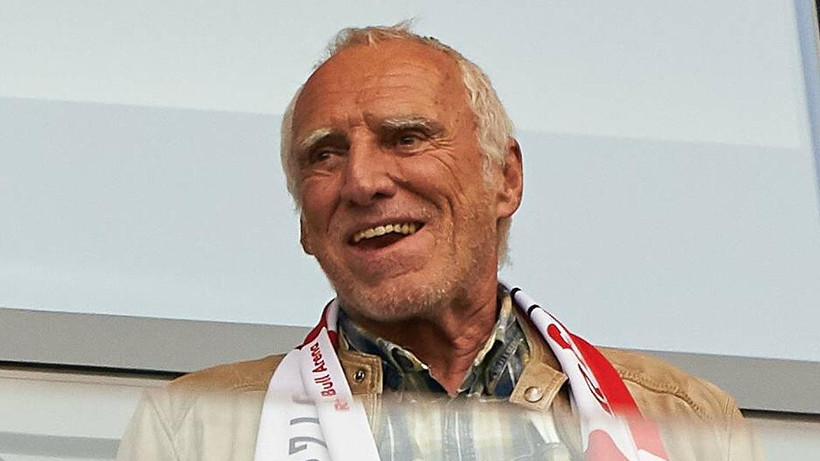 Dietrich Mateschitz thắng lớn khi cả hai đội bóng của ông đều khởi đầu như mơ ở Champions League.