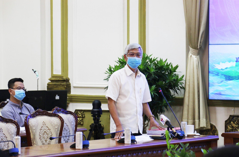 Ông Võ Văn Hoan, Phó Chủ tịch UBND Thành phố, thành viên Ủy ban Bầu cử Thành phố Hồ Chí Minh phát biểu. (Ảnh: Xuân Khu/TTXVN)