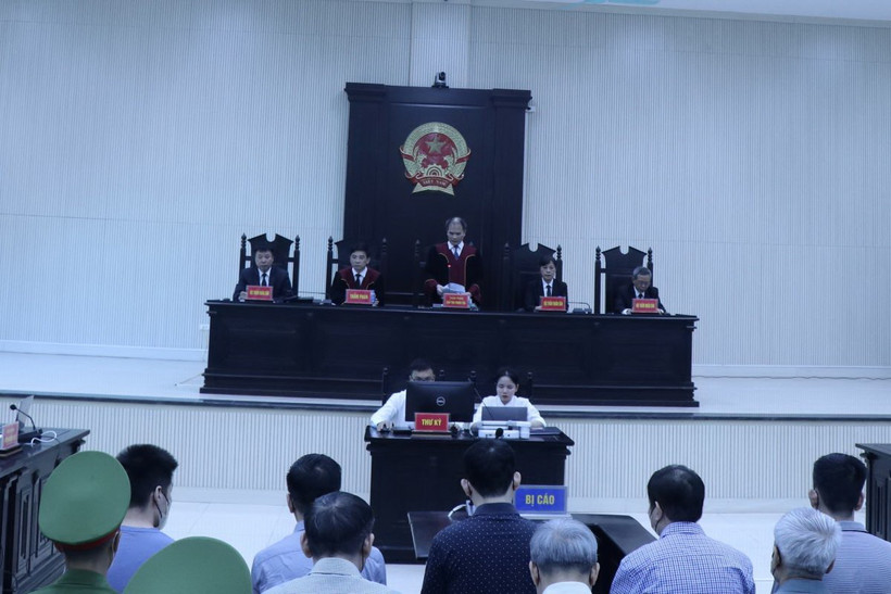 Hội đồng xét xử. (Ảnh: Đỗ Huyền/TTXVN)