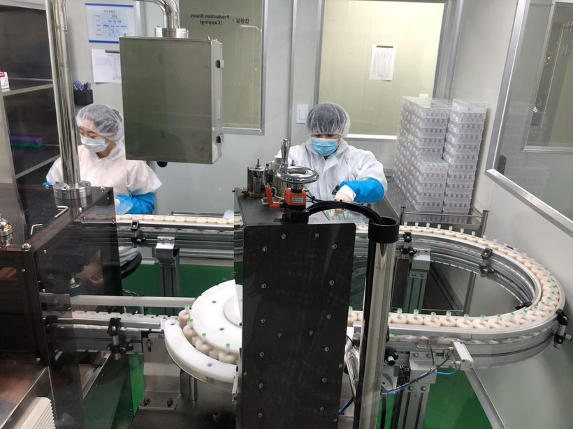 Một dây chuyền sản xuất của Seegene. (Nguồn: CNN)