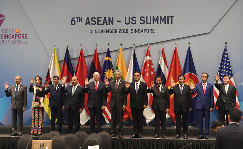 Mỹ khẳng định quyền của các nước tại Ấn Độ Dương-Thái Bình Dương tại Hội nghị cấp cao ASEAN-Mỹ ở Singapore ngày 15/11/2018. (Ảnh: AFP/ TTXVN)