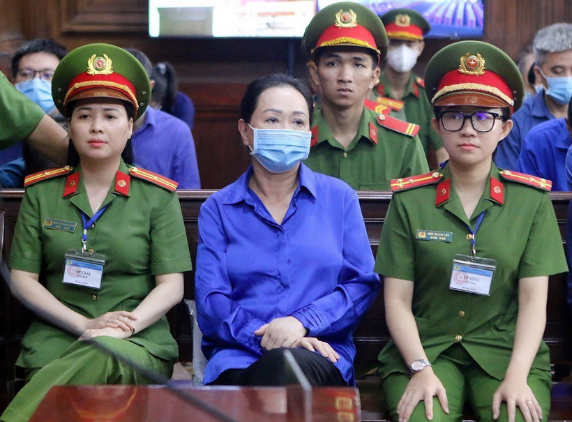 Bị cáo Trương Mỹ Lan tại phiên xét xử sơ thẩm vụ án Vạn Thịnh Phát giai đoạn 2, sáng 1/10/2024. (Ảnh: Thanh Vũ/TTXVN)