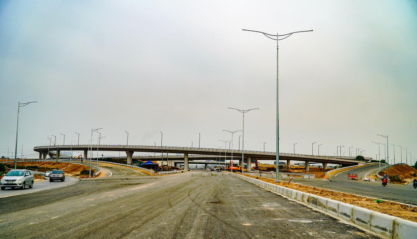 Nút giao Vành đai 3 với cao tốc Hà Nội-Hải Phòng dự kiến thông xe vào đầu năm 2021. (Ảnh: Minh Hiếu/Vietnam+)