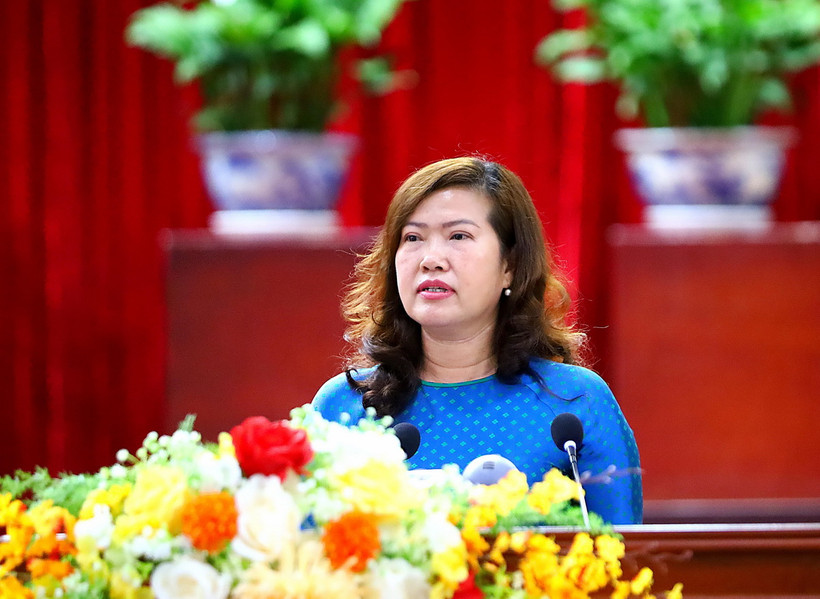 Bà Nguyễn Thị Ngọc Điệp, Thành ủy viên, Bí thư Quận ủy Thốt Nốt được bầu giữ chức vụ Phó Chủ tịch Ủy ban Nhân dân thành phố Cần Thơ. (Ảnh: Ngọc Thiện/TTXVN)