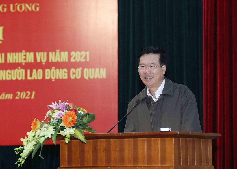 Ủy viên Bộ Chính trị, Bí thư Trung ương Đảng, Trưởng Ban Tuyên giáo Trung ương Võ Văn Thưởng phát biểu chỉ đạo Hội nghị. (Ảnh: Phương Hoa/TTXVN)