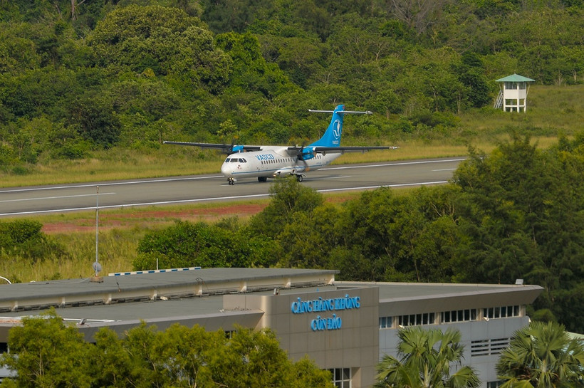Đường bay đến Côn Đảo hiện khai thác bằng máy bay ATR-72. (Ảnh: PV/Vietnam+)