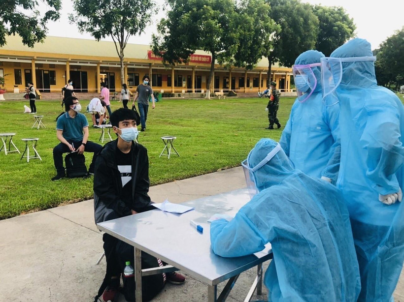 Các công dân về nước sẽ thực hiện cách ly tập trung 14 ngày theo quy định. (Ảnh minh họa: Hoa Mai/TTXVN)