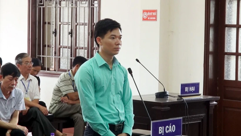 Bị cáo Hoàng Công Lương tại tòa. (Ảnh: Thanh Hải/TTXVN)