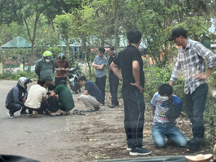 Cơ quan Hải quan cho hay tiền chất nhập khẩu cũng tiềm ẩn nguy cơ bị lợi dụng, sử dụng điều chế, sản xuất trái phép ma túy. (Ảnh: Vietnam+)