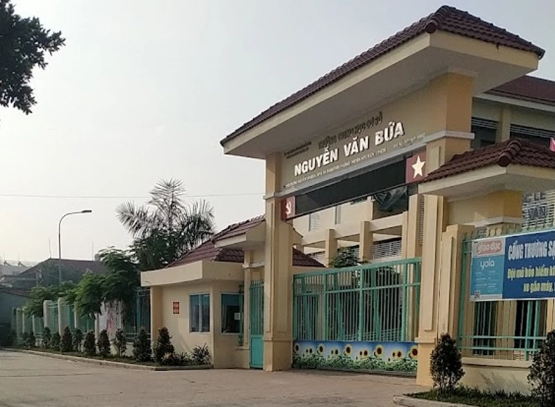 Trường Trung học cơ sở Nguyễn Văn Bứa.