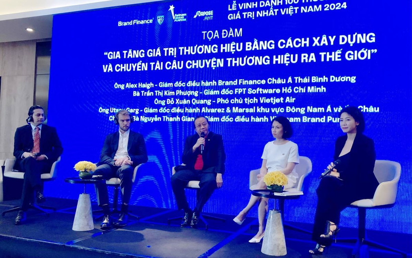 Đại diện doanh nghiệp, chuyên gia tham gia phiên thảo luận tại sự kiện. (Ảnh: Mỹ Phương/TTXVN)