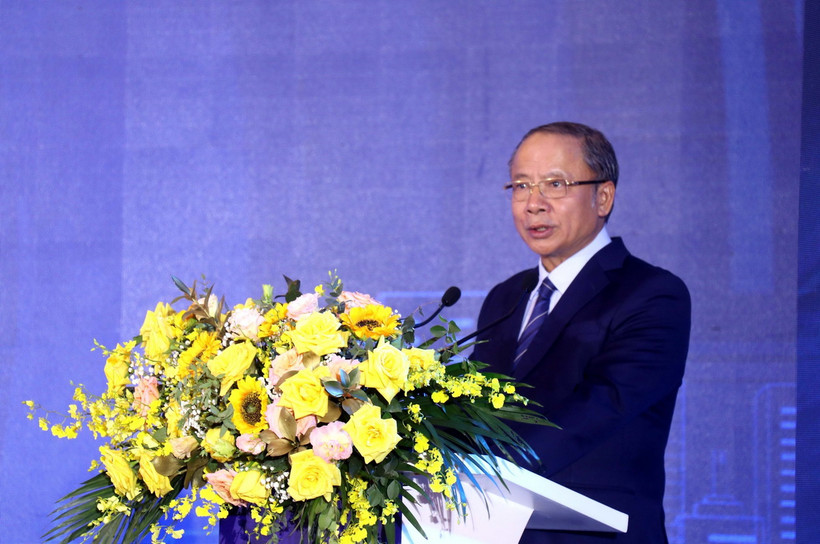 Ông Nguyễn Văn Thân, Chủ tịch Hiệp hội Doanh nghiệp nhỏ và vừa Việt Nam phát biểu tại Diễn đàn. (Ảnh: Đinh Văn Nhiều/TTXVN)