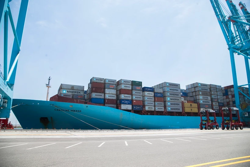 Tàu container cập cảng ở Lazaro Cardenas, bang Michoacan, Mexico. (Ảnh: AFP/TTXVN)