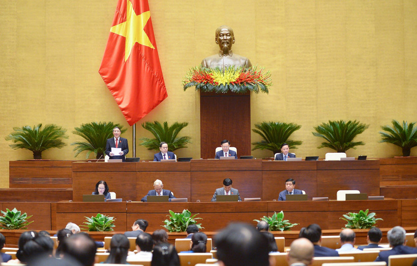 Quốc hội thảo luận ở hội trường về kết quả thực hiện kế hoạch phát triển kinh tế - xã hội năm 2022 và dự kiến kế hoạch phát triển kinh tế - xã hội năm 2023, ngày 27/10. (Ảnh: Quochoi.vn)