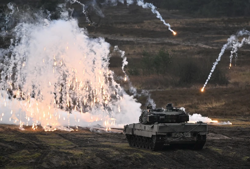 Xe tăng Leopard 2 tại trung tâm huấn luyện ở Augustdorf, Đức, ngày 1/2/2023. (Ảnh: AFP/TTXVN)