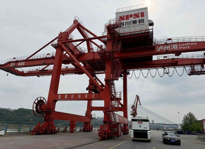 Cảng Lô Châu, Tứ Xuyên, Trung Quốc. (Ảnh: Công Tuyên/PV TTXVN tại Trung Quốc)