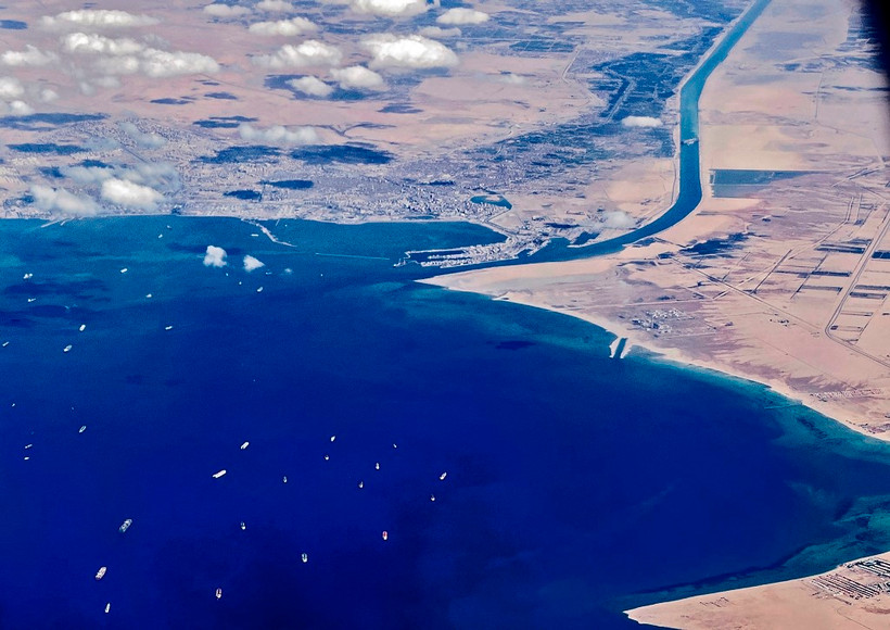 Kênh đào Suez nối Địa Trung Hải với Biển Đỏ và là tuyến vận tải ngắn nhất giữa châu Âu với châu Á. (Ảnh: AFP/TTXVN)
