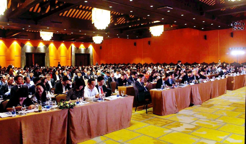 Đại diện lãnh đạo các tỉnh, thành phố khu vực duyên hải phía Bắc gồm dự diễn đàn. (Ảnh: TTXVN phát)