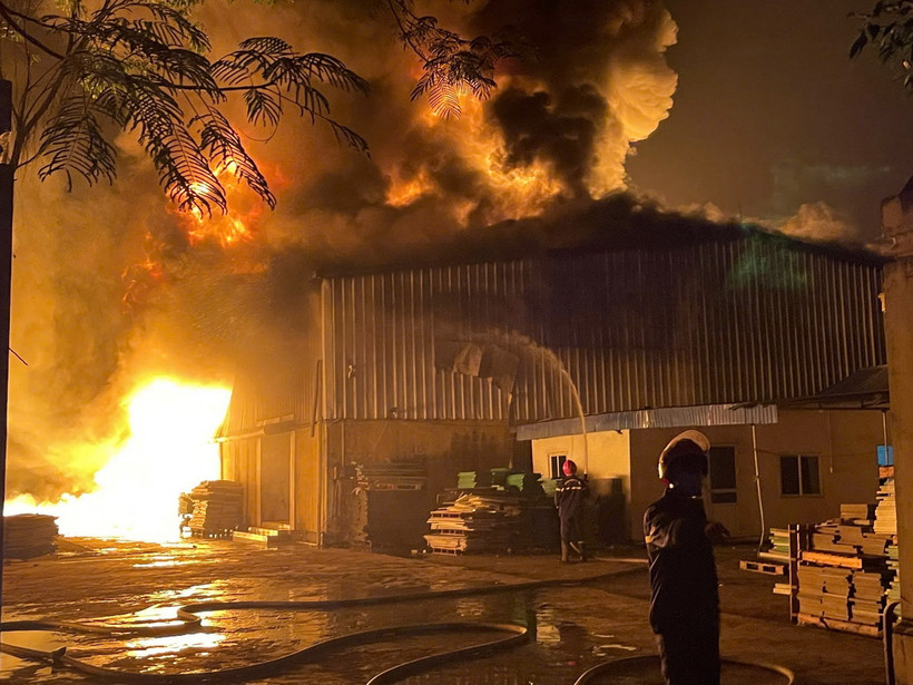 Hiện trường vụ cháy. (Ảnh: TTXVN phát)