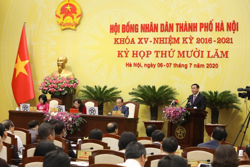 Bí thư Thành ủy Hà Nội Vương Đình Huệ phát biểu. (Ảnh: Văn Điệp/TTXVN)