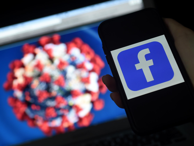 Facebook xóa nhiều bài đăng sai sự thật. (Nguồn: Getty Images)