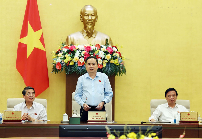 Chủ tịch Quốc hội Trần Thanh Mẫn phát biểu bế mạc Phiên họp chuyên đề pháp luật tháng 8/2024 của Ủy ban Thường vụ Quốc hội. (Ảnh: Thống Nhất/TTXVN)
