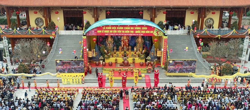 Quảng cảnh Lễ khai Hội Xuân Chùa Ba Vàng năm 2019. (Ảnh: TTXVN phát)