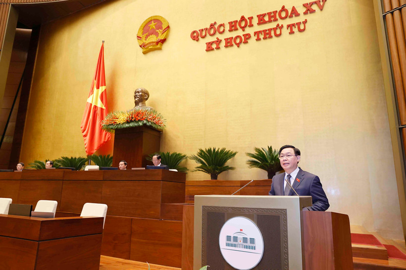 Chủ tịch Quốc hội Vương Đình Huệ phát biểu bế mạc kỳ họp. (Ảnh: Doãn Tấn/TTXVN)