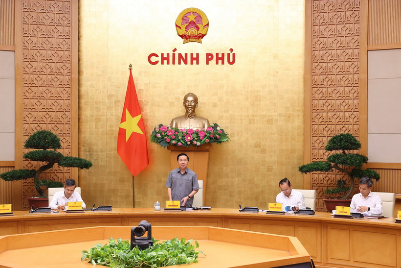 Phó Thủ tướng Trần Hồng Hà phát biểu chỉ đạo. (Ảnh: Văn Điệp/TTXVN)