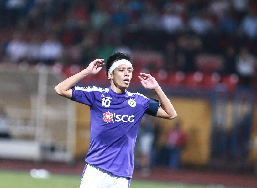 Văn Quyết bị cấm thi đấu hai trận còn lại ở V-League 2019. (Ảnh: Trọng Đạt/TTXVN)