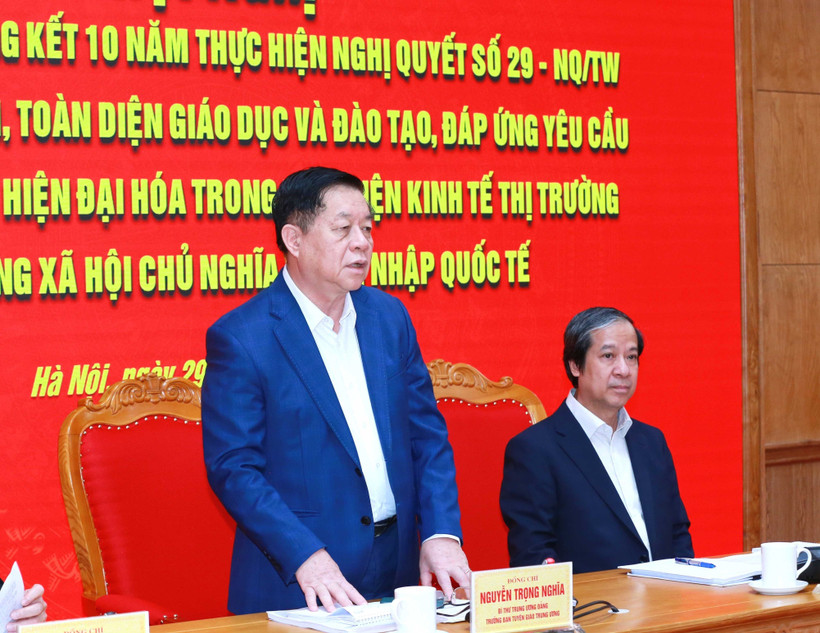 Ông Nguyễn Trọng Nghĩa, Bí thư Trung ương Đảng, Trưởng Ban Tuyên giáo Trung ương phát biểu chỉ đạo hội nghị. (Ảnh: Phương Hoa/TTXVN)