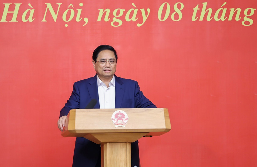 Thủ tướng Phạm Minh Chính chủ trì Phiên họp thứ nhất Kinh tế-Xã hội Đại hội XIV của Đảng. (Ảnh: Dương Giang/TTXVN)