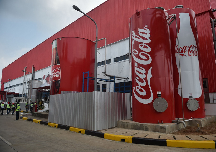Một nhà máy của Coca Cola ở Cikedokan, Bekasi-West Java, Indonesia. (Ảnh: AFP/TTXVN)