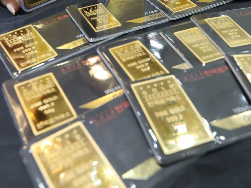 Vàng miếng tại một sàn giao dịch ở Seoul, Hàn Quốc. (Ảnh: Yonhap/TTXVN)