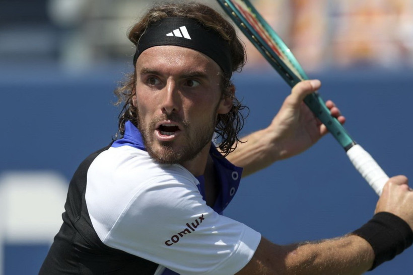 Stefanos Tsitsipas dừng bước ngay từ vòng 1 US Open 2024. (Nguồn: Getty Images)