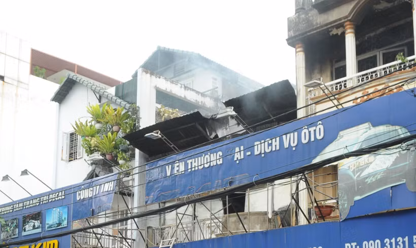 Hiện trường vụ cháy. (Ảnh: Thành Chung/TTXVN) 