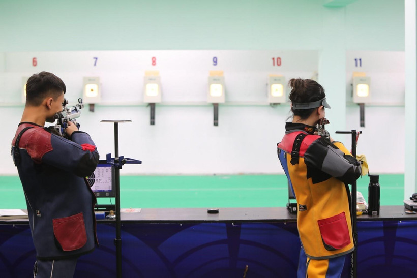 Đội tuyển Bắn súng quốc gia tập luyện chuẩn bị cho các giải đấu thời gian tới. (Ảnh: Thành Đạt/TTXVN)